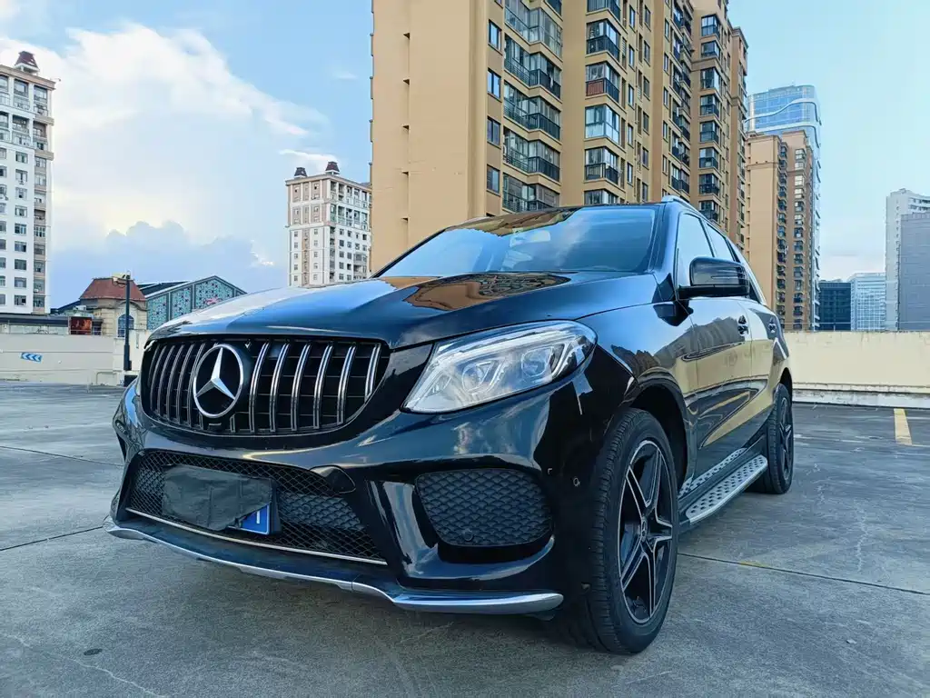 Mercedes-Benz GLE 2016