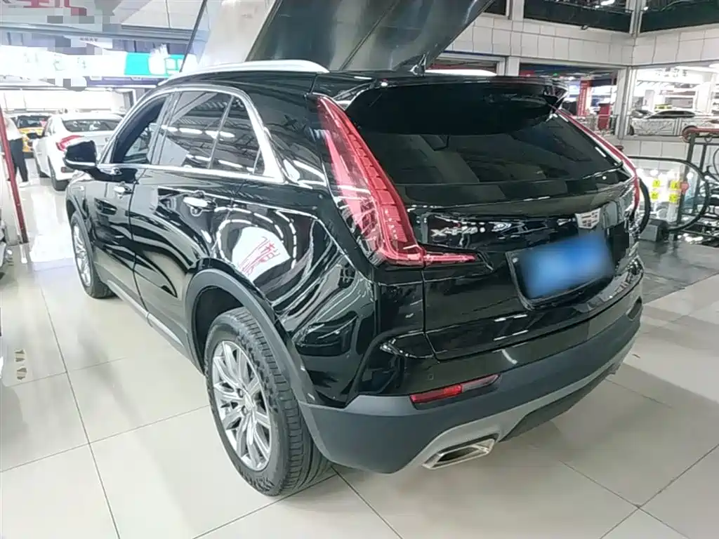 Cadillac XT4 2020 — фото 23