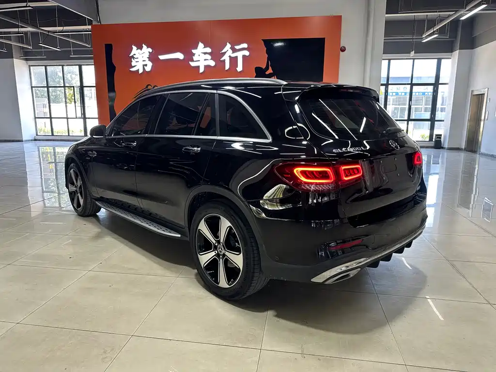 Mercedes-Benz GLC 2022 — фото 4