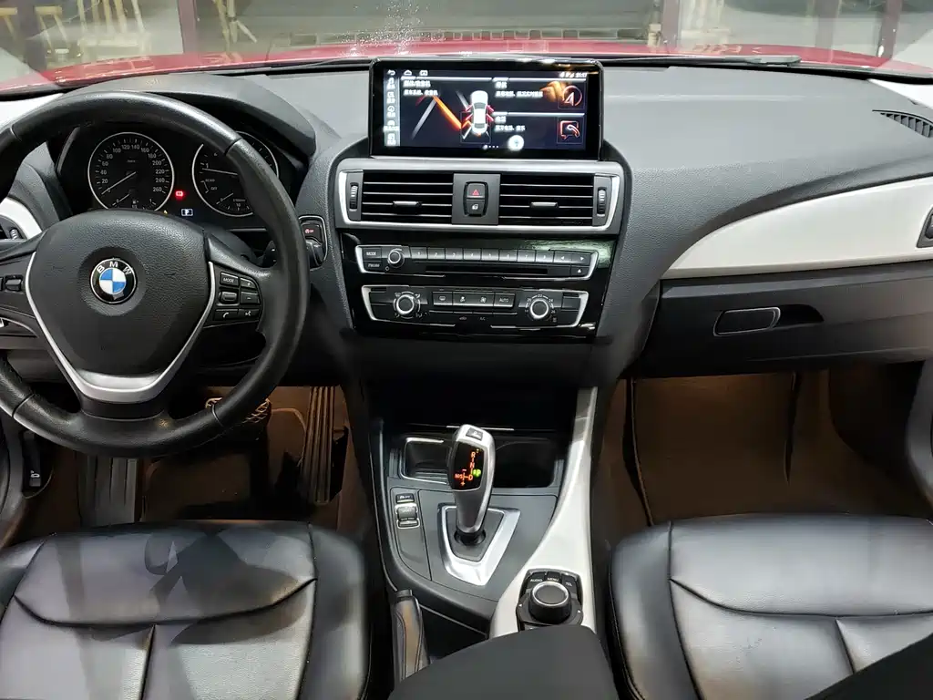 BMW 1 Series 2015 — фото 16