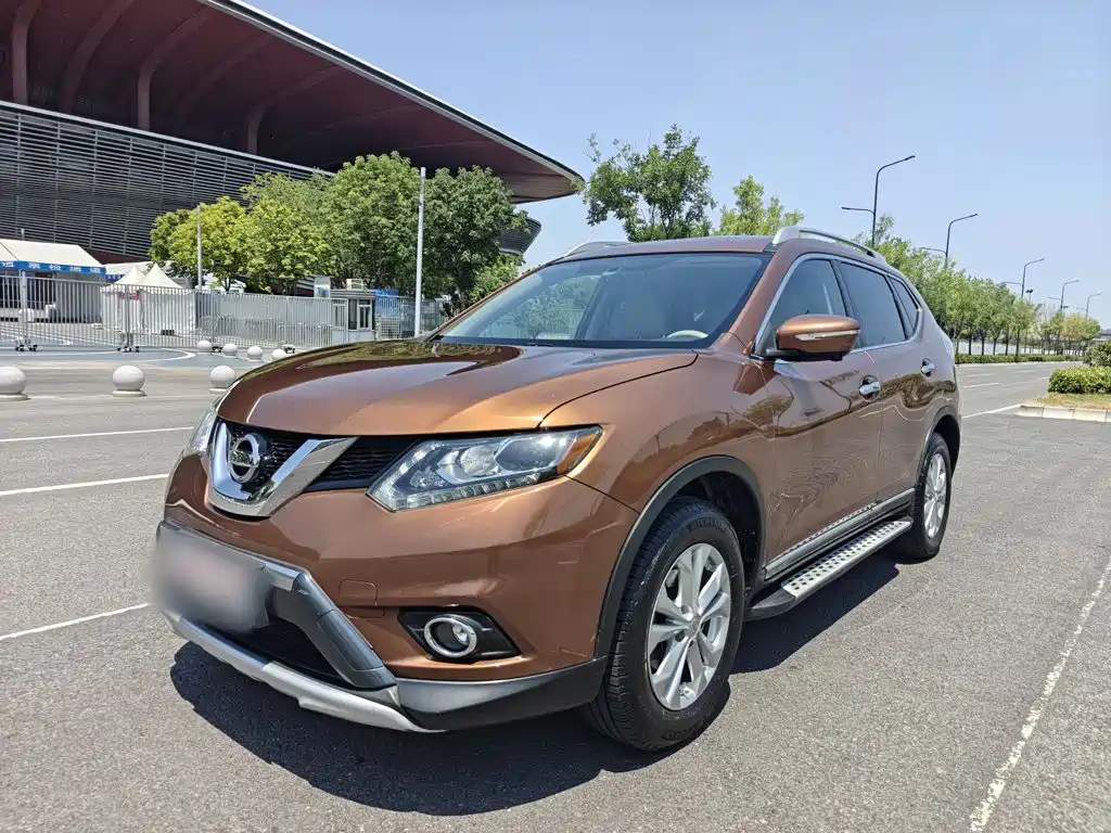 Nissan X-Trail 2015