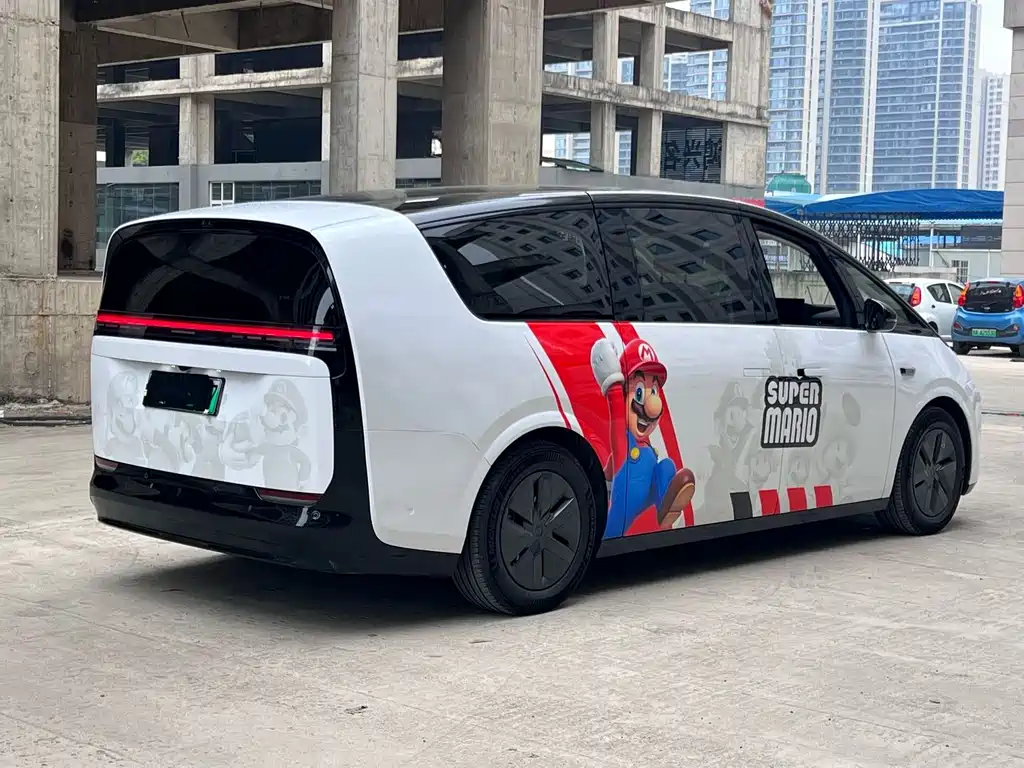 Li Auto Li MEGA 2025