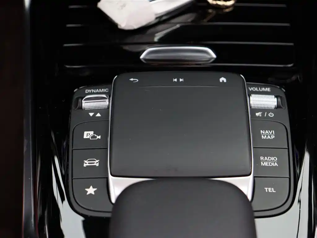 Mercedes-Benz A-Class AMG 2023 — фото 18