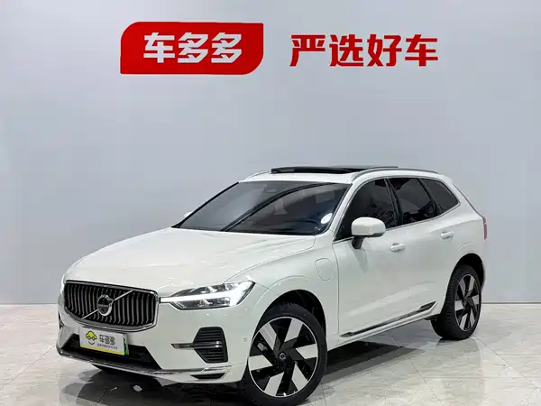 Volvo XC60 Plug-In Hybrid 2024