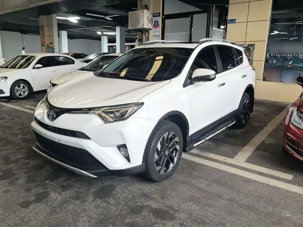 Toyota RAV4 2017