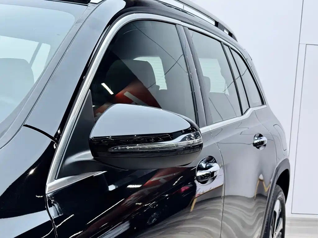 Mercedes-Benz GLB 2020 — фото 28