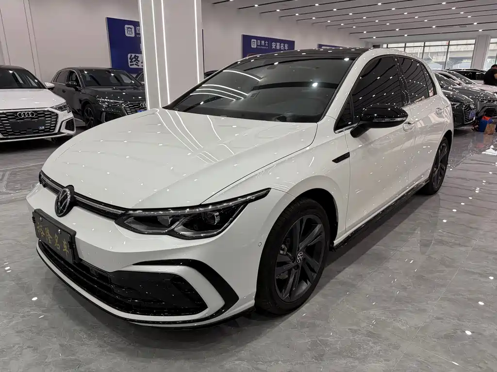 Volkswagen Golf 2023