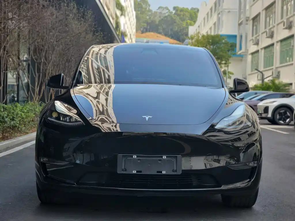 Tesla Model Y 2022 — фото 2