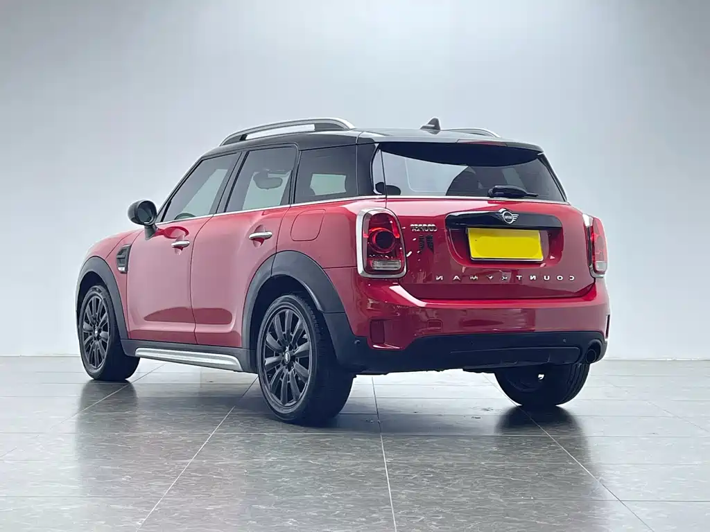 MINI Countryman 2019 — фото 20