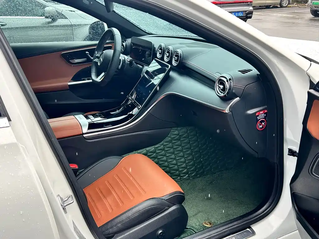 Mercedes-Benz C-Class 2022 — фото 6
