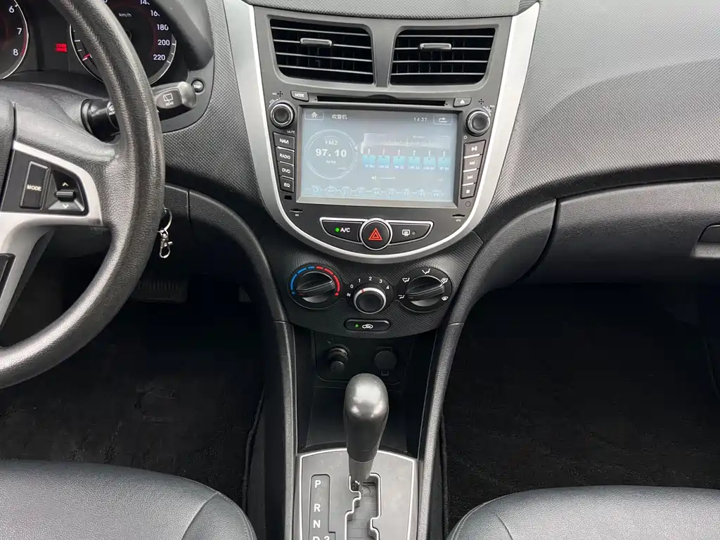 Hyundai Ruiyi 2015 — фото 11