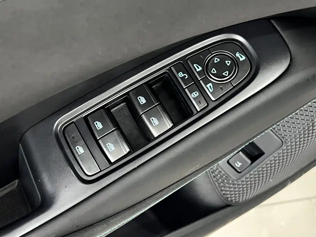 BYD Seal 06 2025 — фото 14
