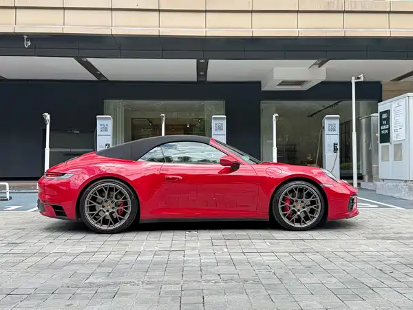 Porsche 911 2020