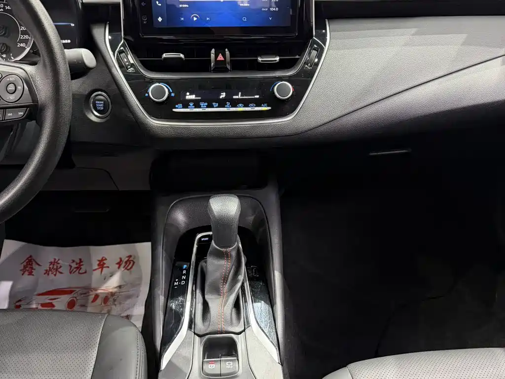 Toyota Corolla 2022 — фото 12