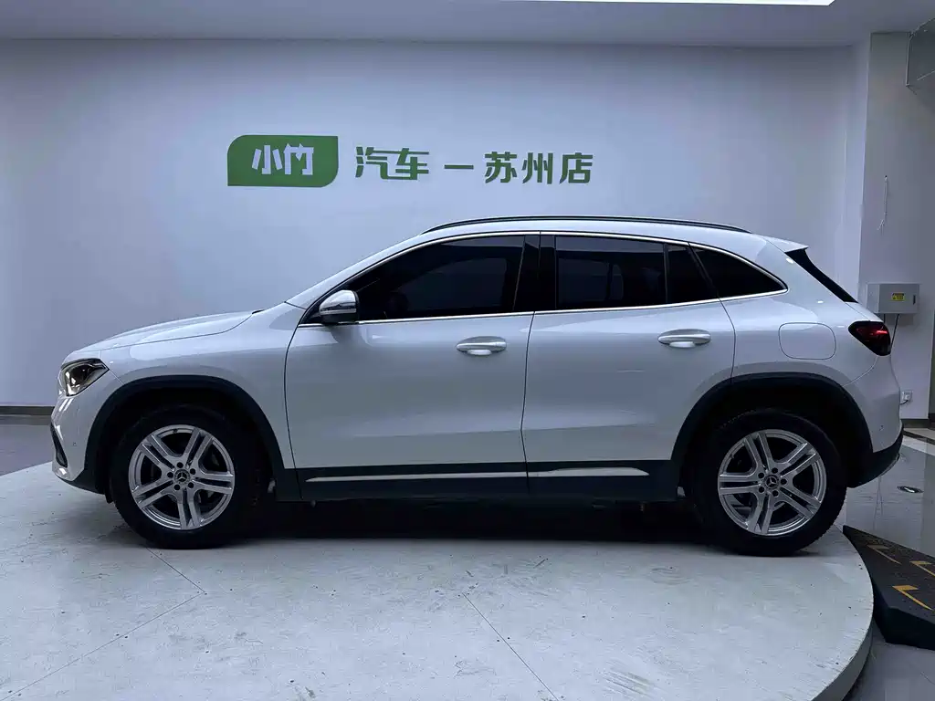 Mercedes-Benz GLA 2021