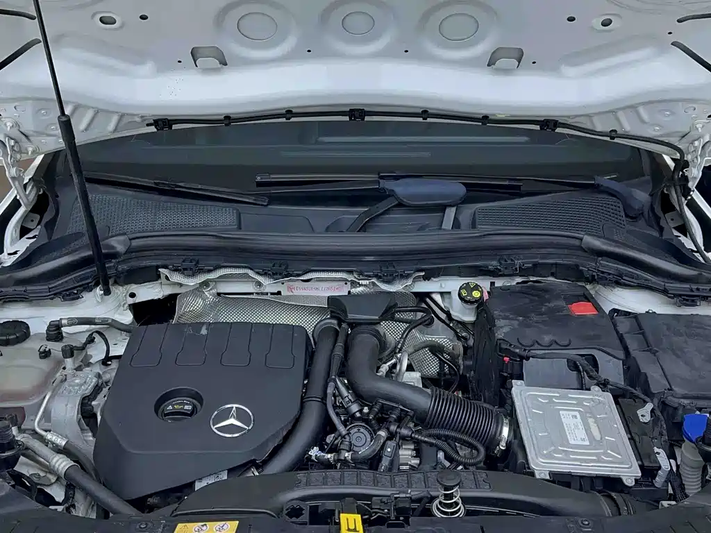 Mercedes-Benz GLA 2021 — фото 18