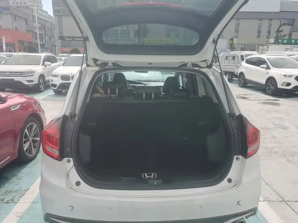 Honda Jade 2019 — фото 15