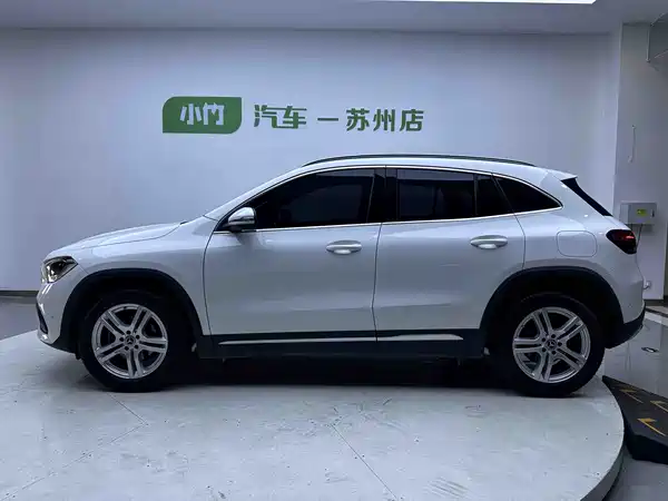 Mercedes-Benz GLA 2021