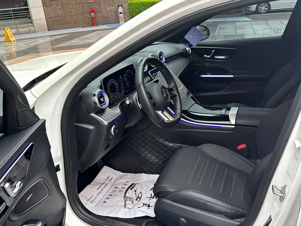 Mercedes-Benz C-Class 2022 — фото 12