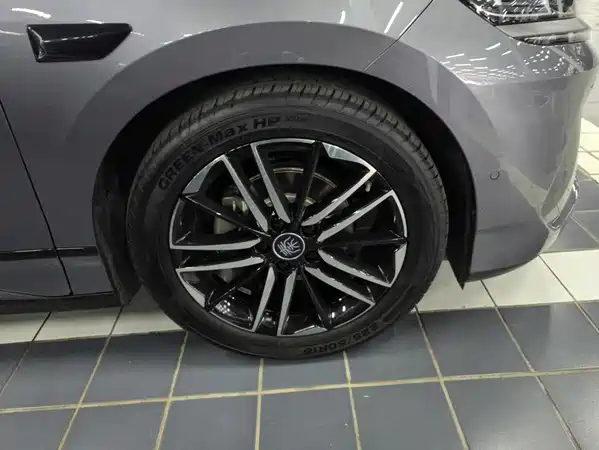 BYD Qin L 2025