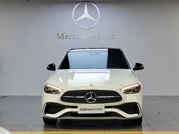 Mercedes-Benz C-Class 2024