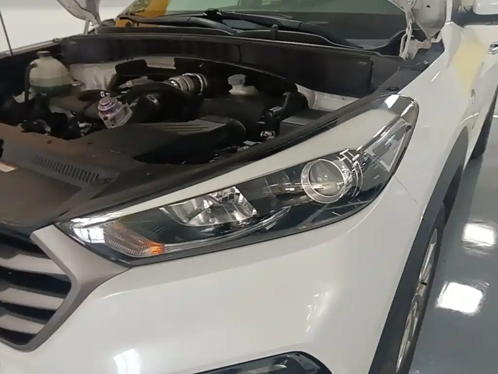 Hyundai Tucson 2016 — фото 24
