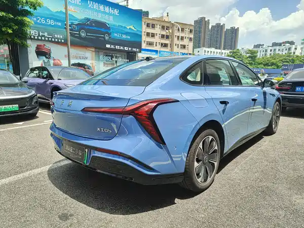 Hongqi Tiangong 05 2025