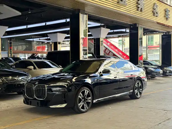 BMW 7 Series 2023