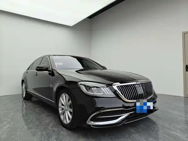 Mercedes-Benz S-Class 2010