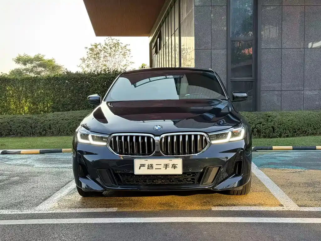BMW 6 Series GT 2023 — фото 2