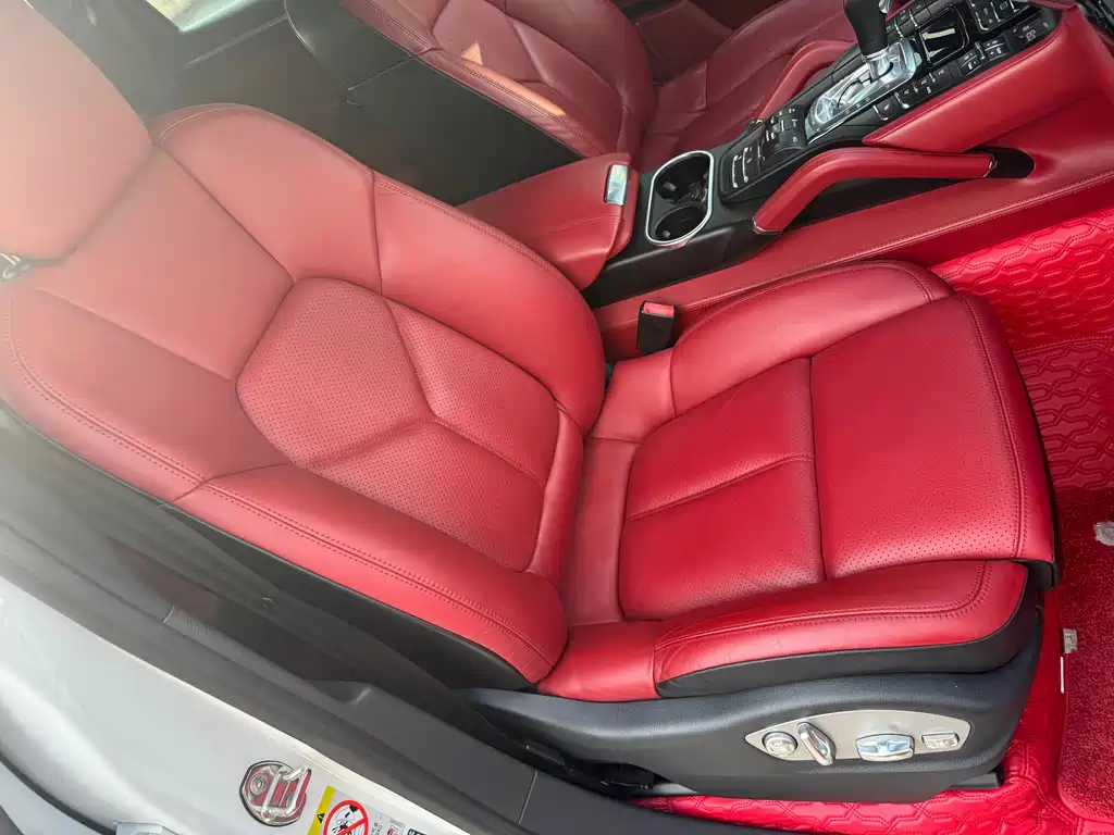 Porsche Cayenne 2015 — фото 10