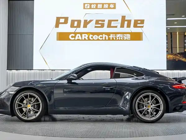 Porsche 911 2019