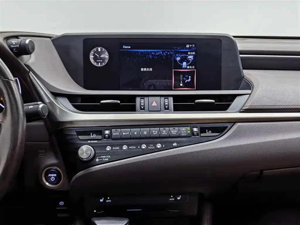 Lexus ES 2021 — фото 12