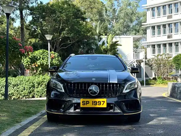 Mercedes-Benz GLA AMG 2018