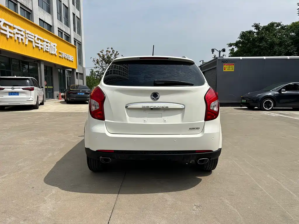 SsangYong Korando 2015 — фото 4