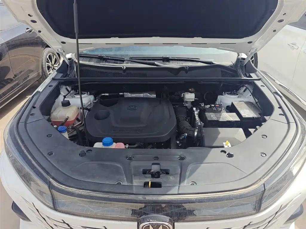 Changan CS75 PLUS 2023 — фото 20