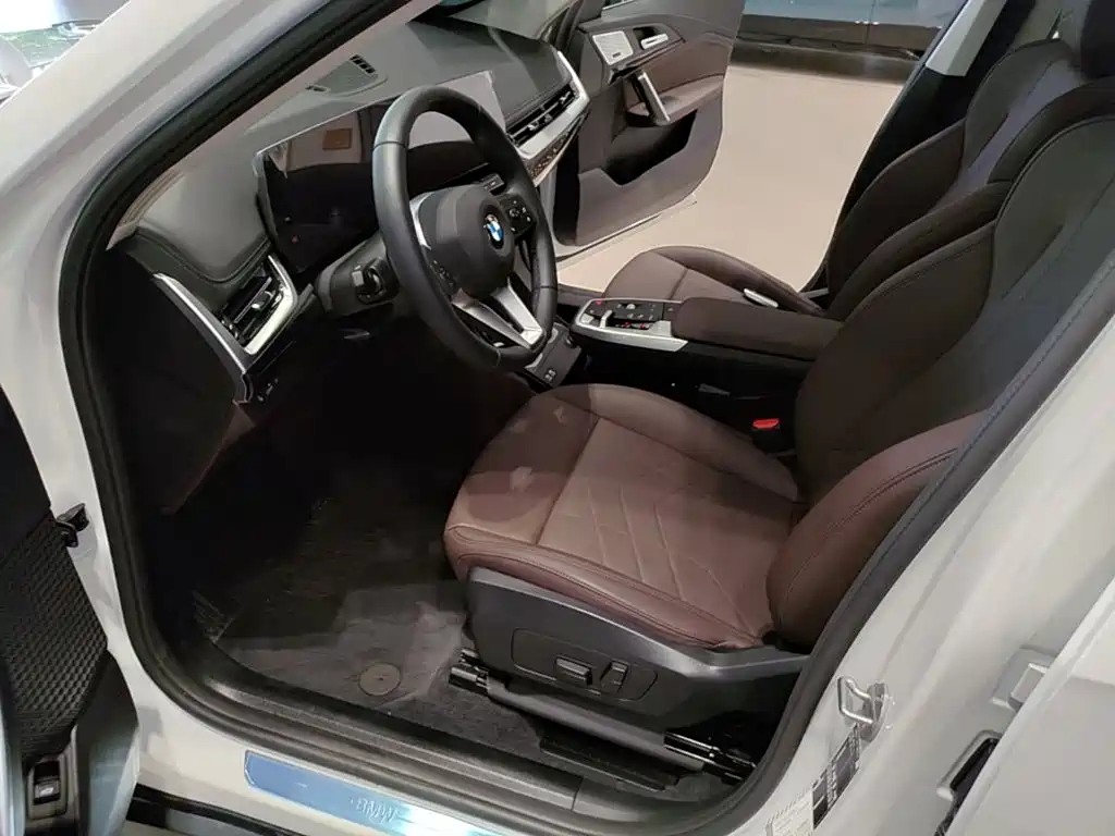 BMW X1 2025 — фото 15