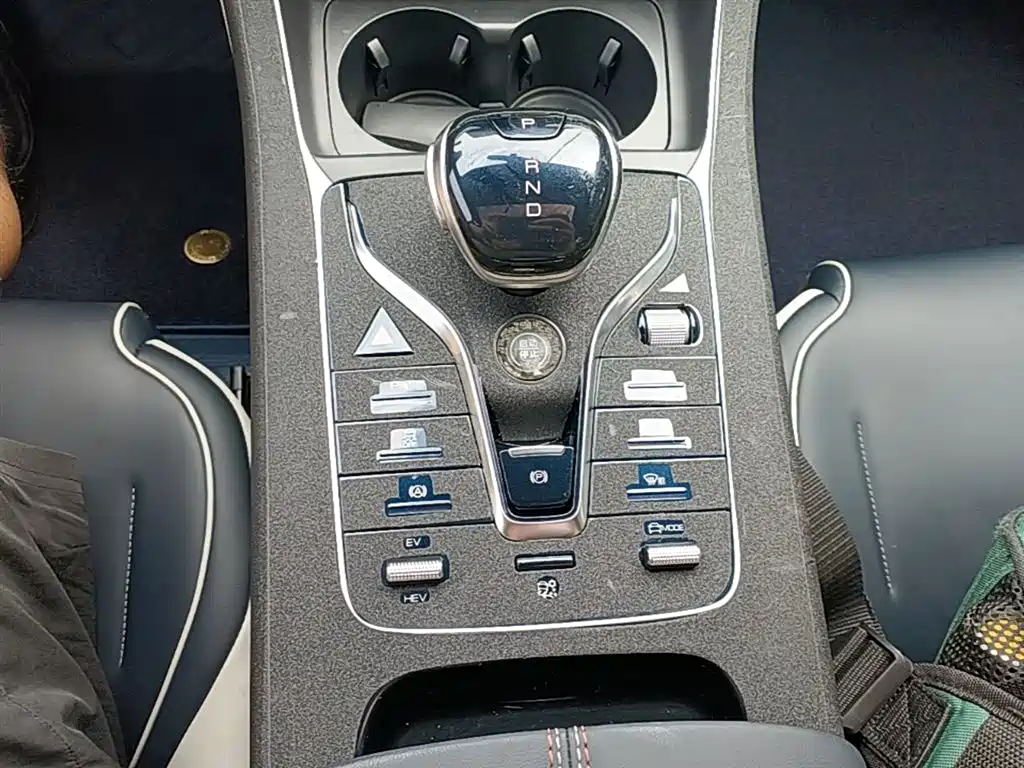 BYD Qin PLUS 2022 — фото 14