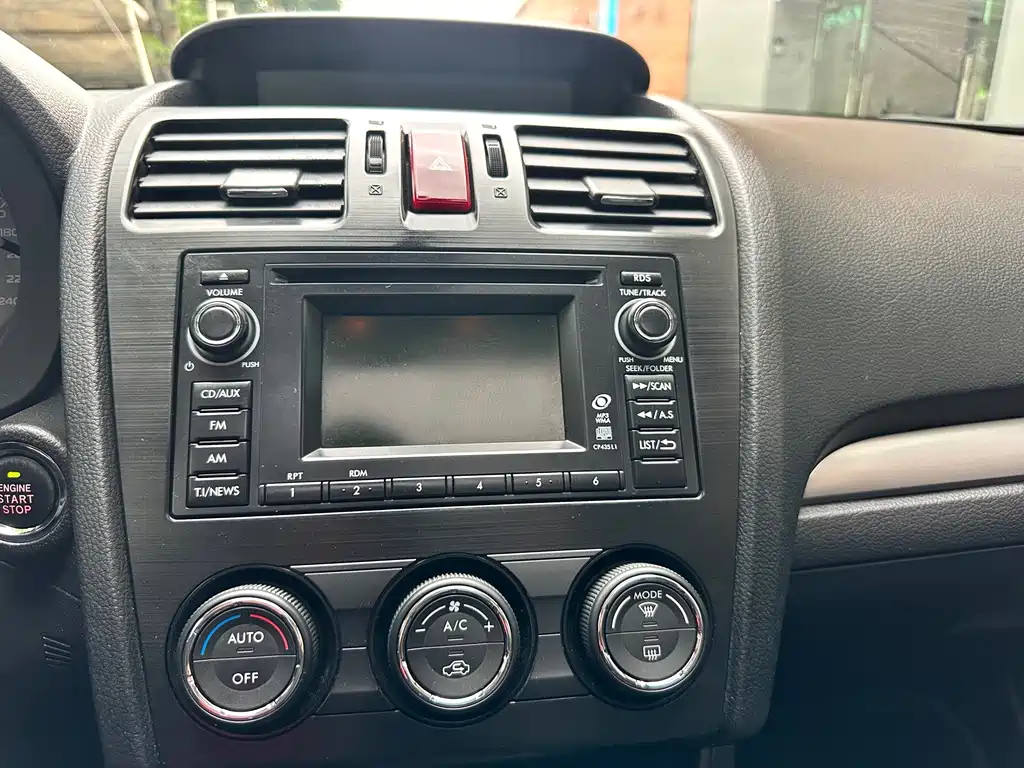 Subaru XV 2014 — фото 25