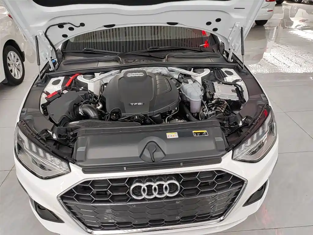 Audi A4L 2021 — фото 20