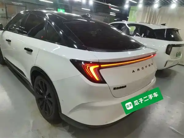Arcfox Alpha S 2022