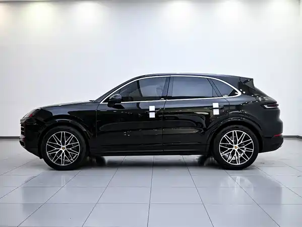 Porsche Cayenne 2024