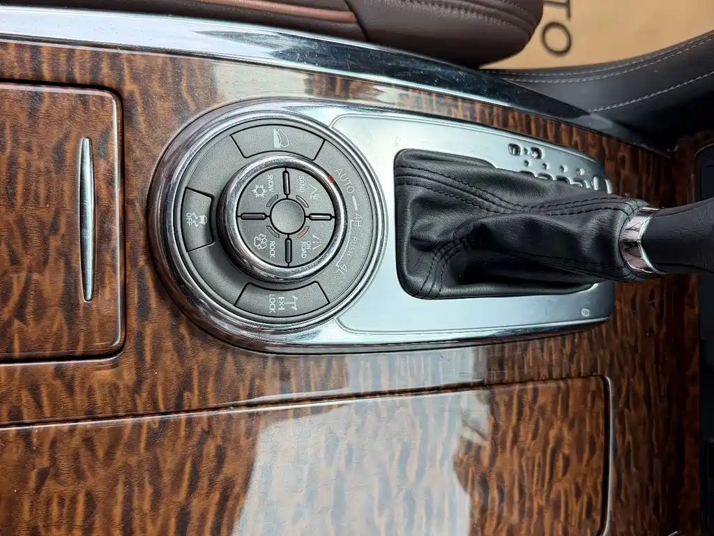 Nissan Patrol 2019 — фото 16