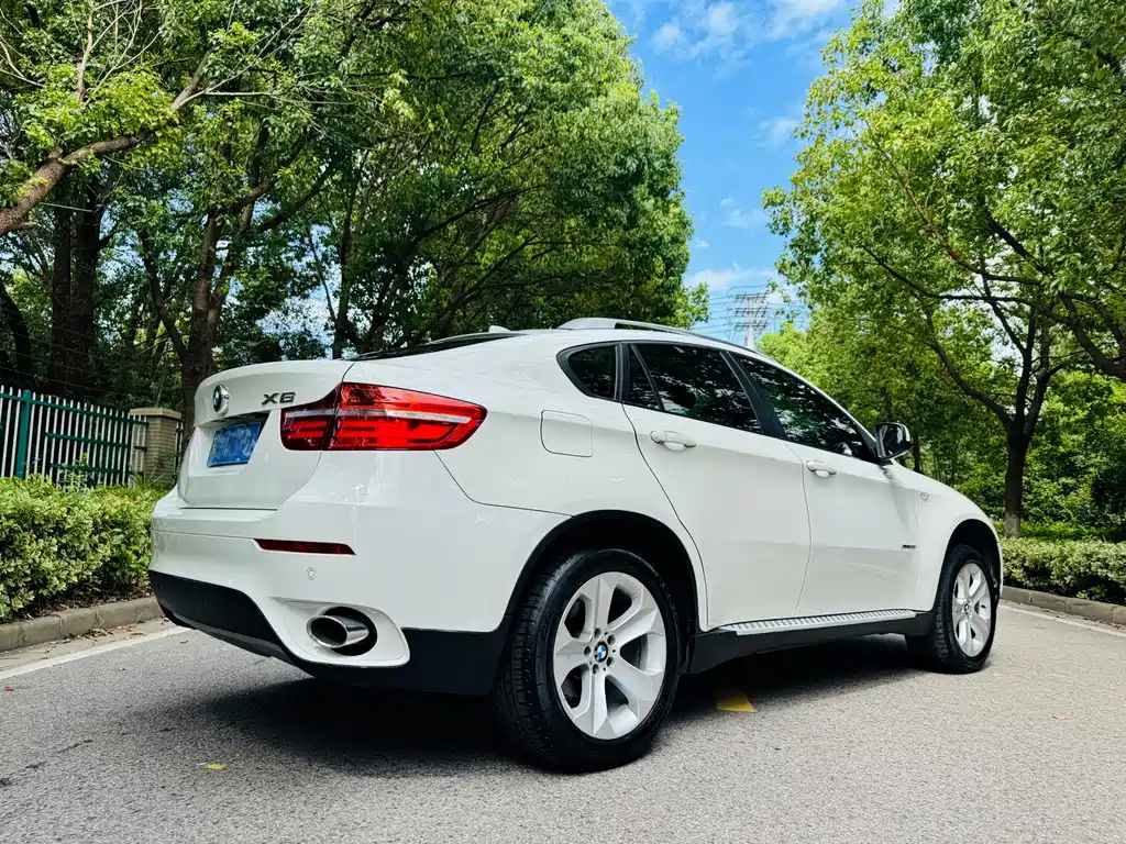 BMW X6 2014 — фото 14