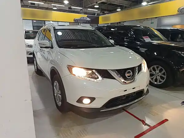 Nissan X-Trail 2016