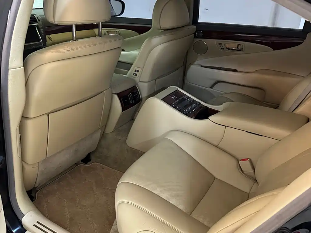 Lexus LS 2007 — фото 11