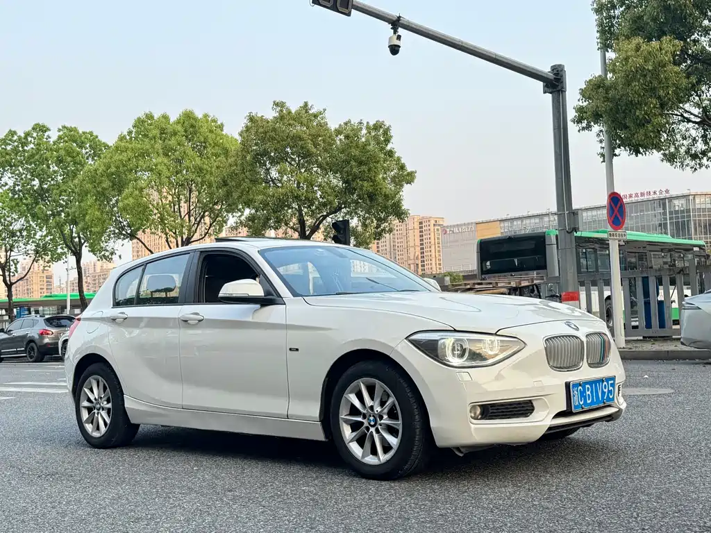 BMW 1 Series 2013 — фото 2