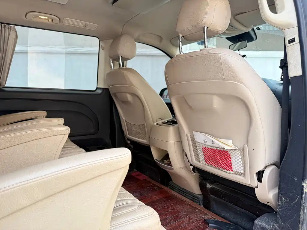Mercedes-Benz Vito 2019 — фото 12