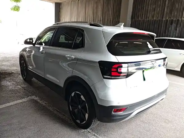 Volkswagen Tacqua 2021