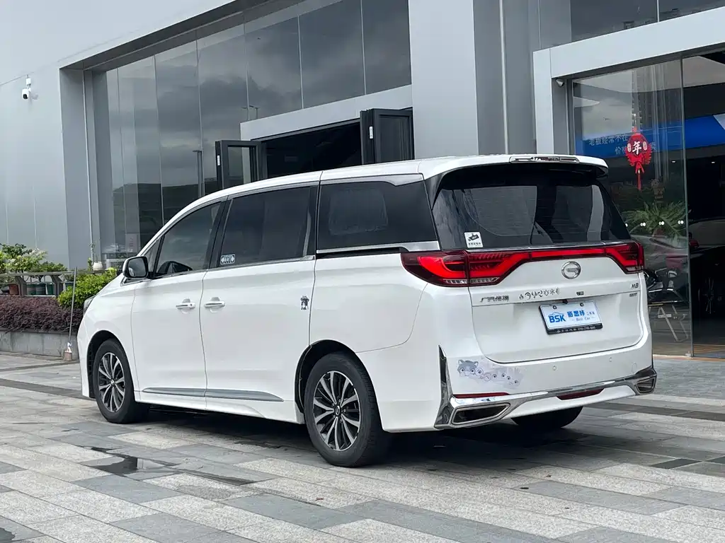 GAC Motor Trumpchi M8 2022 — фото 5